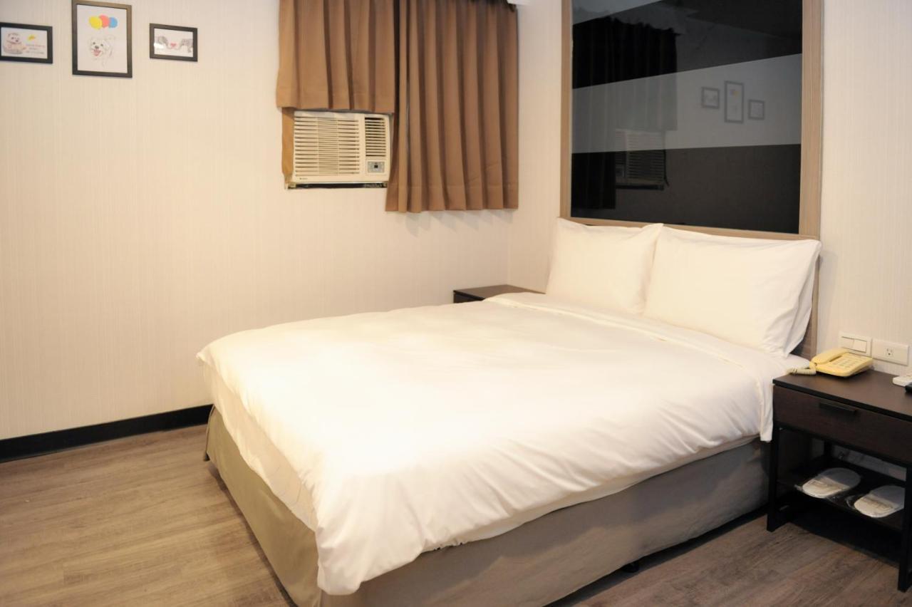 Huang Kai Hotel Тайчжун Екстер'єр фото